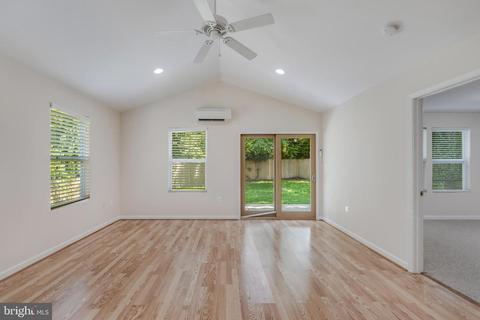 11603 Gail St, Silver Spring, MD 20902 photo 9