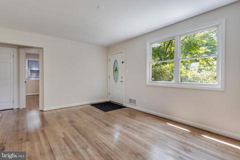 11603 Gail St, Silver Spring, MD 20902 photo 3