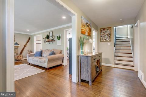 414 Brewster Ave, Silver Spring, MD 20901 photo 3