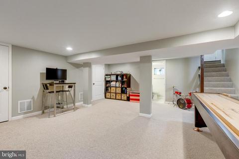 414 Brewster Ave, Silver Spring, MD 20901 photo 36