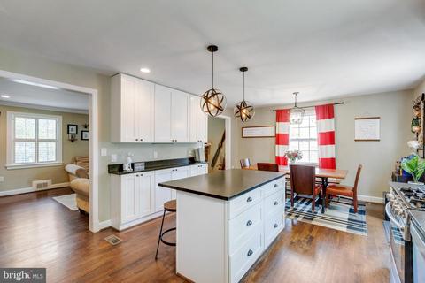 414 Brewster Ave, Silver Spring, MD 20901 photo 13