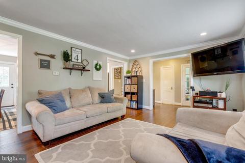414 Brewster Ave, Silver Spring, MD 20901 photo 11