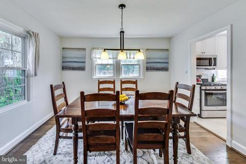 9913 Edgehill Ln, Silver Spring, MD 20901 photo 9