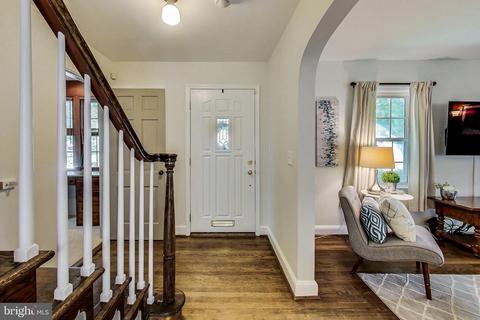 9913 Edgehill Ln, Silver Spring, MD 20901 photo 5