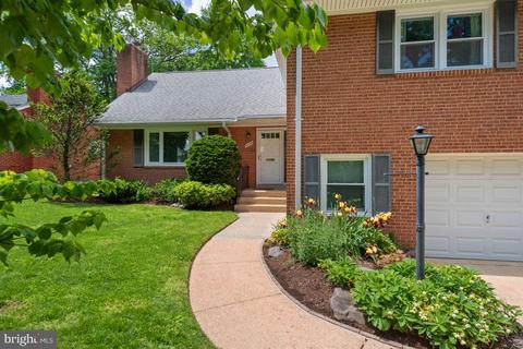 9208 Summit Rd, Silver Spring, MD 20910 photo 1