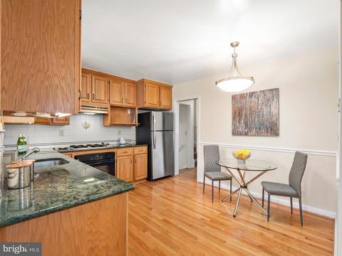 9208 Summit Rd, Silver Spring, MD 20910 photo 17