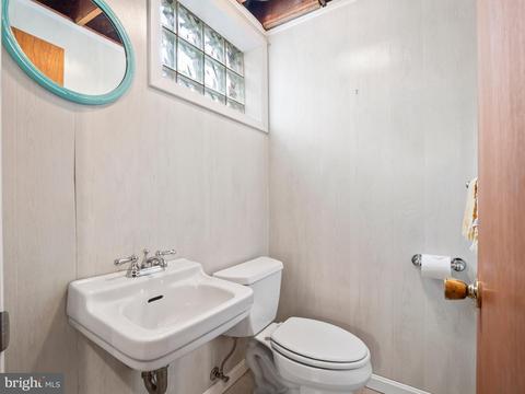 9208 Summit Rd, Silver Spring, MD 20910 photo 36