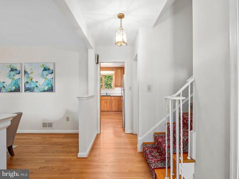 9208 Summit Rd, Silver Spring, MD 20910 photo 7