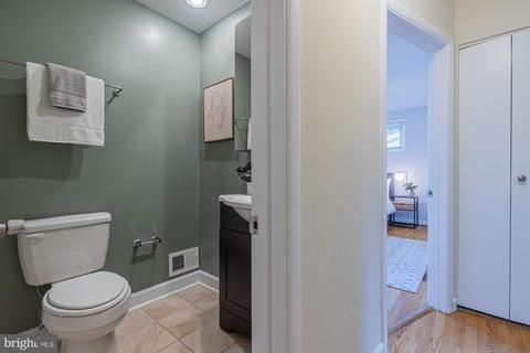 411 Torrington Pl, Silver Spring, MD 20901 photo 28
