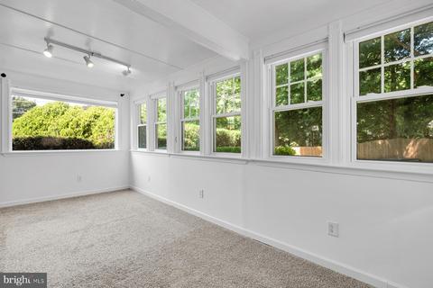 9301 Glenville Rd, Silver Spring, MD 20901 photo 14