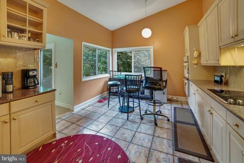 14808 Fireside Dr, Silver Spring, MD 20905 photo 15