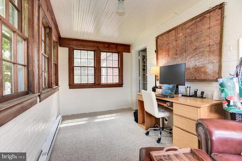 118 Normandy Dr, Silver Spring, MD 20901 photo 4