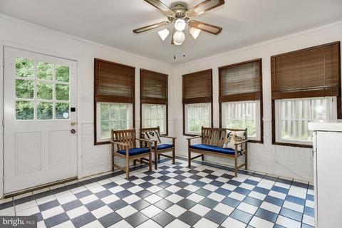 118 Normandy Dr, Silver Spring, MD 20901 photo 12