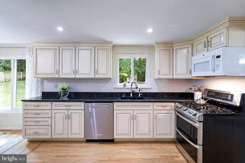 14617 Sandy Ridge Rd, Silver Spring, MD 20905 photo 7