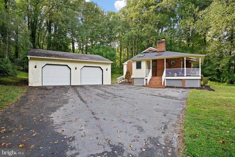 17208 Haw Ln, Silver Spring, MD 20905 photo 3