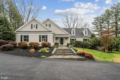 12812 Glen Rd, Potomac, MD 20854