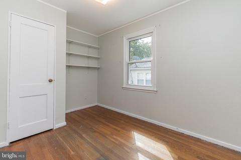 12304 Centerhill St, Silver Spring, MD 20902 photo 9