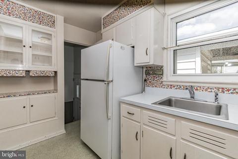 12304 Centerhill St, Silver Spring, MD 20902 photo 8