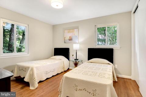 1700 Imperial Dr, Silver Spring, MD 20902 photo 19