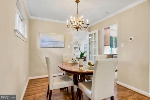 1700 Imperial Dr, Silver Spring, MD 20902 photo 8