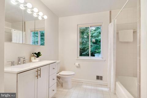 1700 Imperial Dr, Silver Spring, MD 20902 photo 21