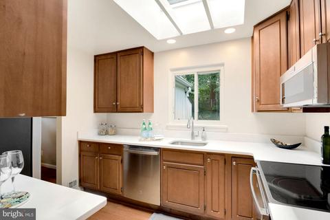 1700 Imperial Dr, Silver Spring, MD 20902 photo 16