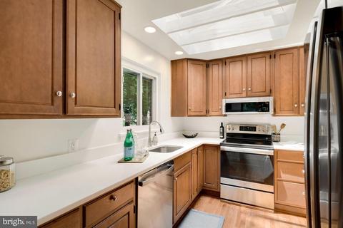 1700 Imperial Dr, Silver Spring, MD 20902 photo 13