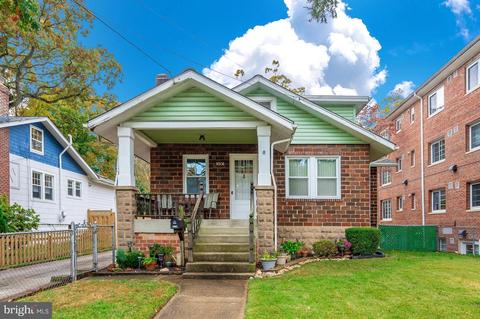 8506 Flower Ave, Takoma Park, MD 20912