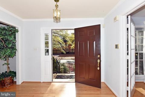709 Pebble Beach Dr, Silver Spring, MD 20904 photo 5