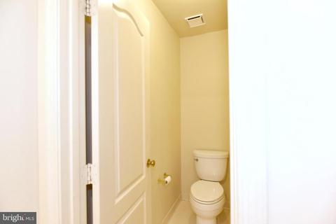 709 Pebble Beach Dr, Silver Spring, MD 20904 photo 45