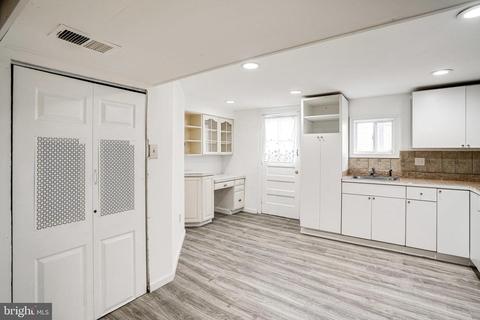 11429 Monterrey Dr, Silver Spring, MD 20902 photo 39