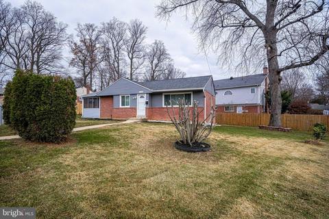 11429 Monterrey Dr, Silver Spring, MD 20902 photo 2