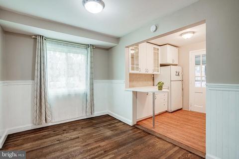 11429 Monterrey Dr, Silver Spring, MD 20902 photo 9