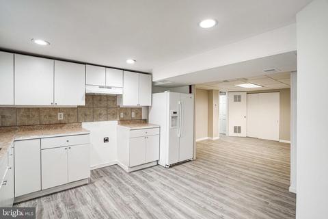 11429 Monterrey Dr, Silver Spring, MD 20902 photo 41