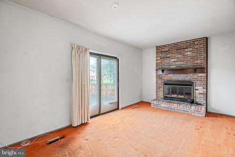 15208 Centergate Dr, Silver Spring, MD 20905 photo 9