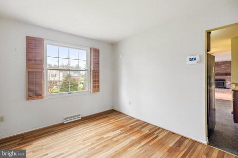 15208 Centergate Dr, Silver Spring, MD 20905 photo 13