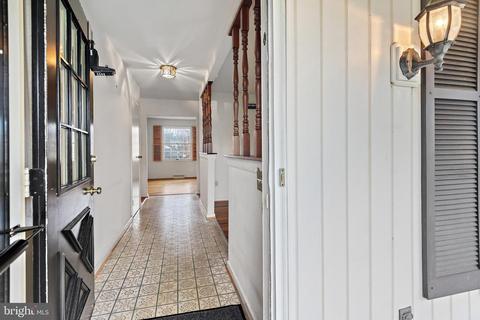 15208 Centergate Dr, Silver Spring, MD 20905 photo 3