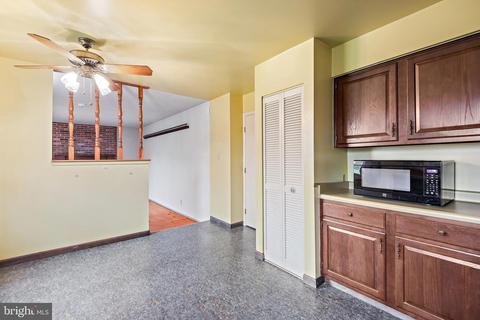 15208 Centergate Dr, Silver Spring, MD 20905 photo 5