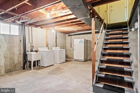 15208 Centergate Dr, Silver Spring, MD 20905 photo 41