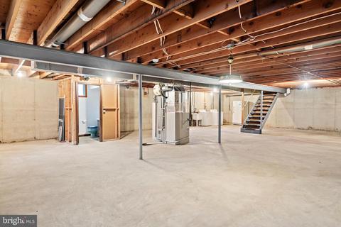 15208 Centergate Dr, Silver Spring, MD 20905 photo 40