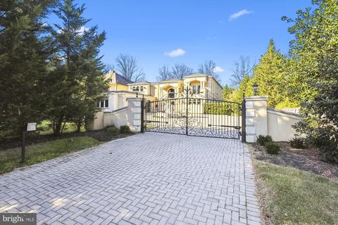10222 Falls Rd, Potomac, MD 20854