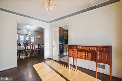 802 Lamberton Dr, Silver Spring, MD 20902 photo 11