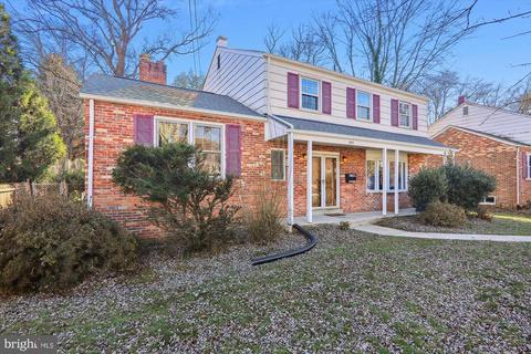 802 Lamberton Dr, Silver Spring, MD 20902 photo 4