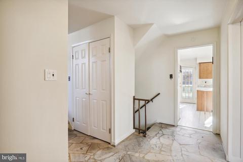 802 Lamberton Dr, Silver Spring, MD 20902 photo 6