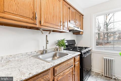8329 Grubb Rd #G-104, Silver Spring, MD 20910 photo 10