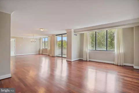 5225 Pooks Hill Rd #709 S AND 711 S, Bethesda, MD 20814