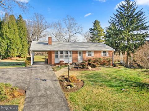 15003 Peachstone Dr, Silver Spring, MD 20905 photo 3