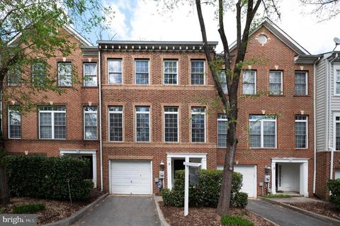 13804 Aston Manor Dr #4, Silver Spring, MD 20904