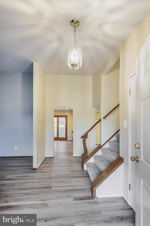 436 Woonsockett Ln, Silver Spring, MD 20905 photo 7