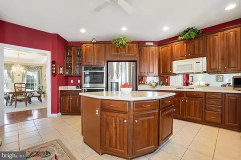 3838 Glen Eagles Dr, Silver Spring, MD 20906 photo 13